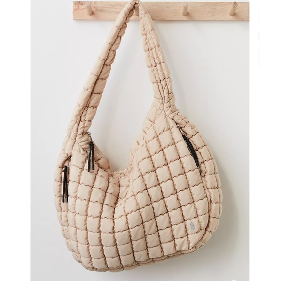 SOLD NWOT FP Movement Quilted Carryall Hobo Crossbody Packable Bag - Off White - Picture 5 of 11